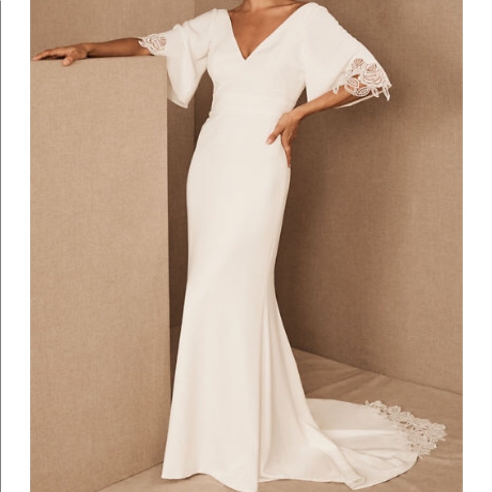 Never worn wedding dress NWT